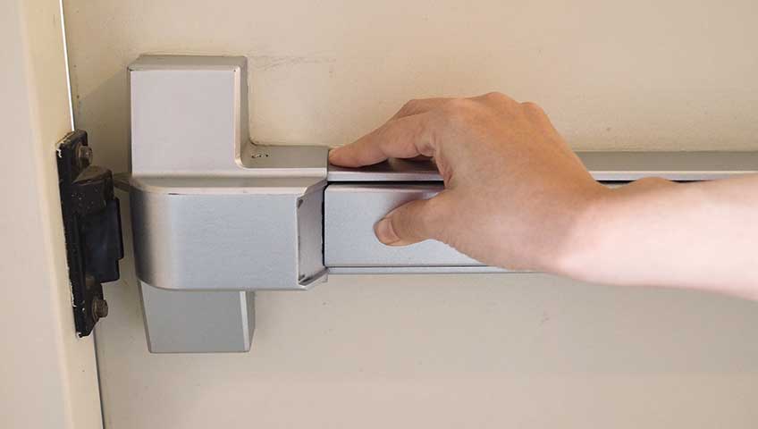 emergency exit door push par handle repair